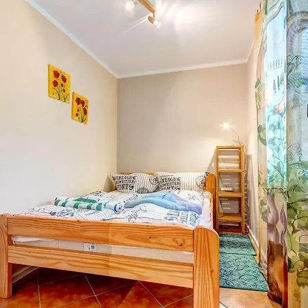 Ferienhaus Bergstrasse 6 בית נופש קורסוואנדט